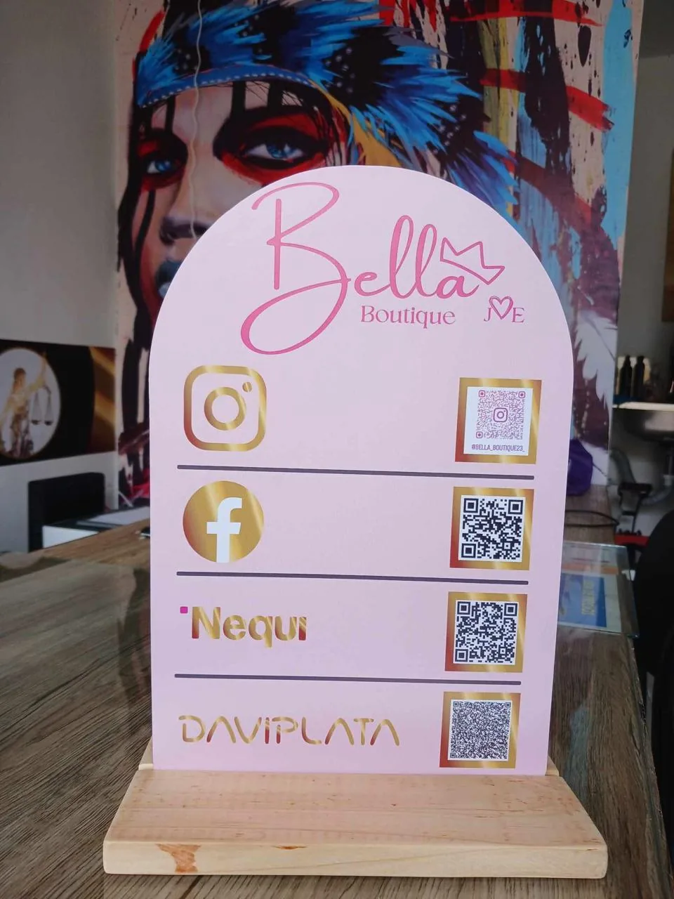 Habladores publicitarios en acrílico para punto de venta